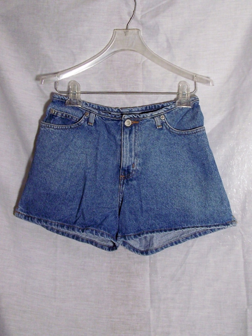 VTG No Boundaries denim shorts